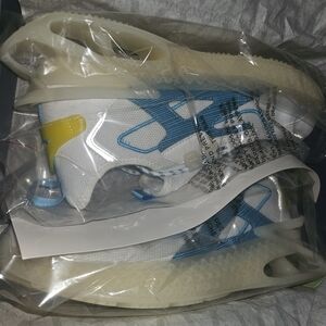 Mazino Plasma-007 White and Blue Sneakers Colorway with Yellow Accent